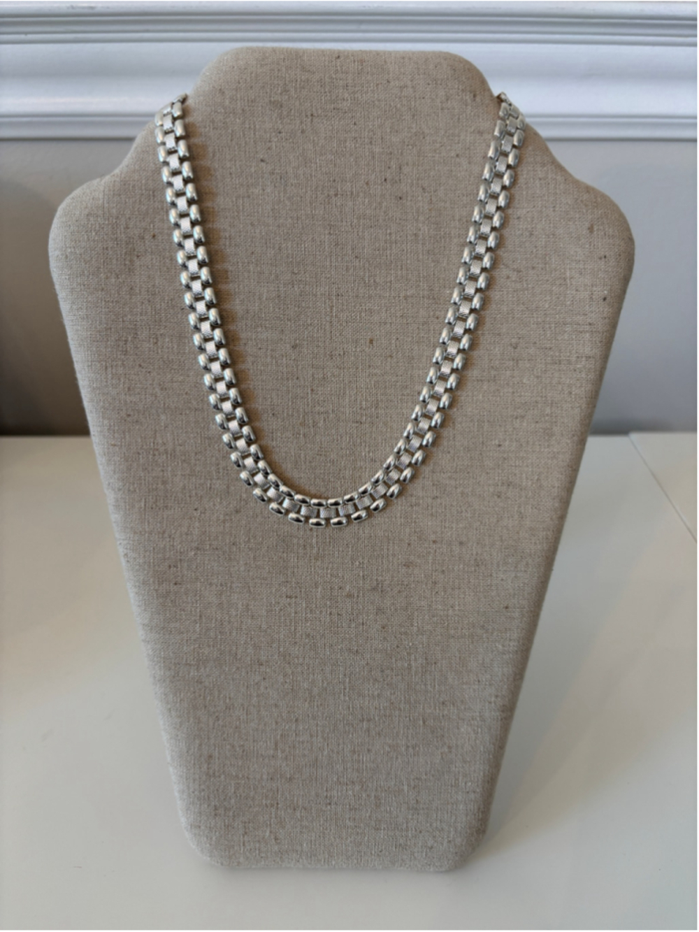 Vintage Monet Silver Tone Linked Necklace, 16” Like New